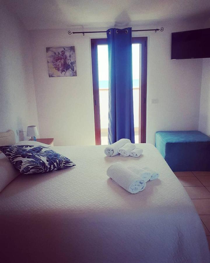 Albergo Labotte Vieste Buitenkant foto