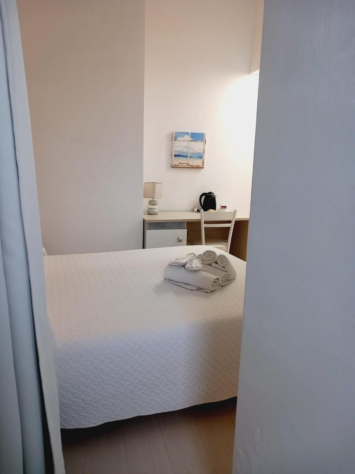 Albergo Labotte Vieste Buitenkant foto
