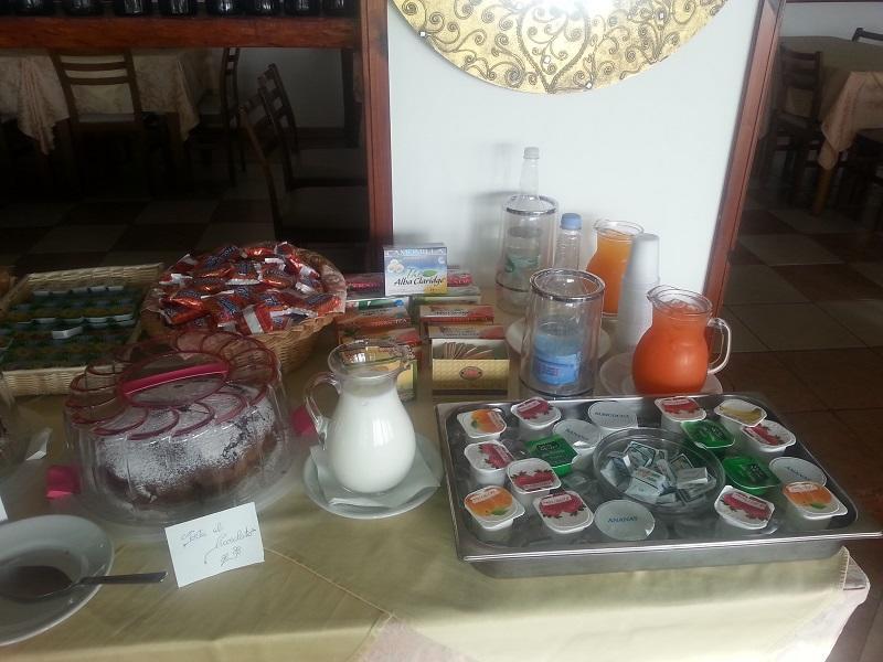 Albergo Labotte Vieste Buitenkant foto