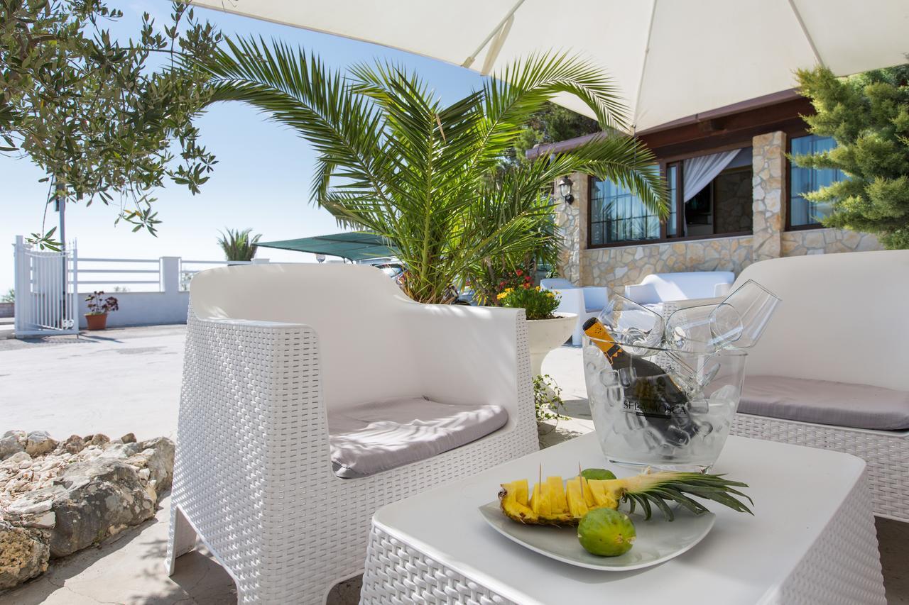 Albergo Labotte Vieste Buitenkant foto